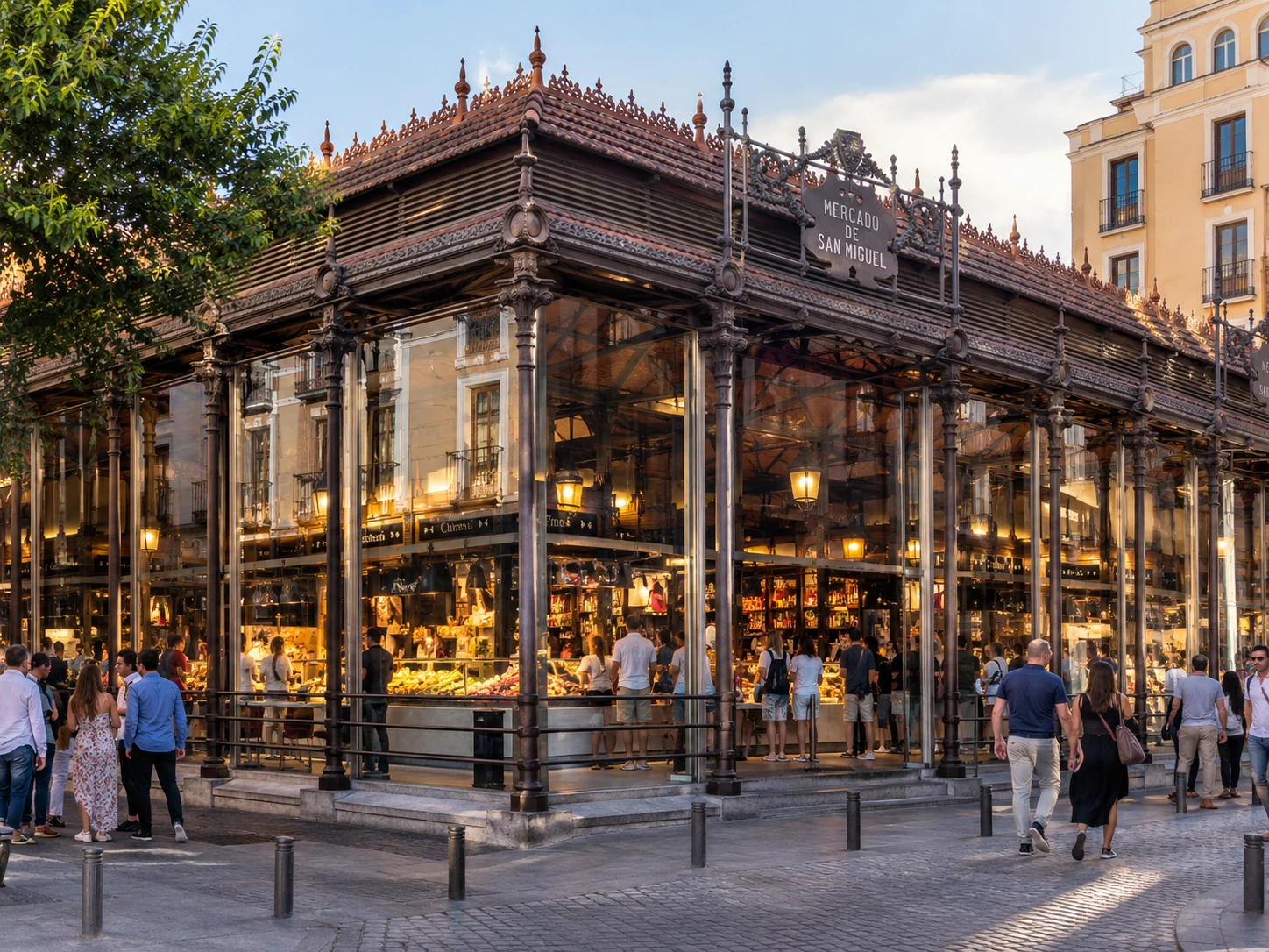 Mercado de San Miguel en el centro histórico de Madrid
